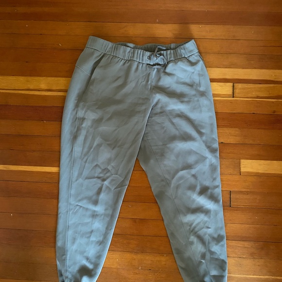 LULULEMON on the fly jogger woven - Picture 3 of 3
